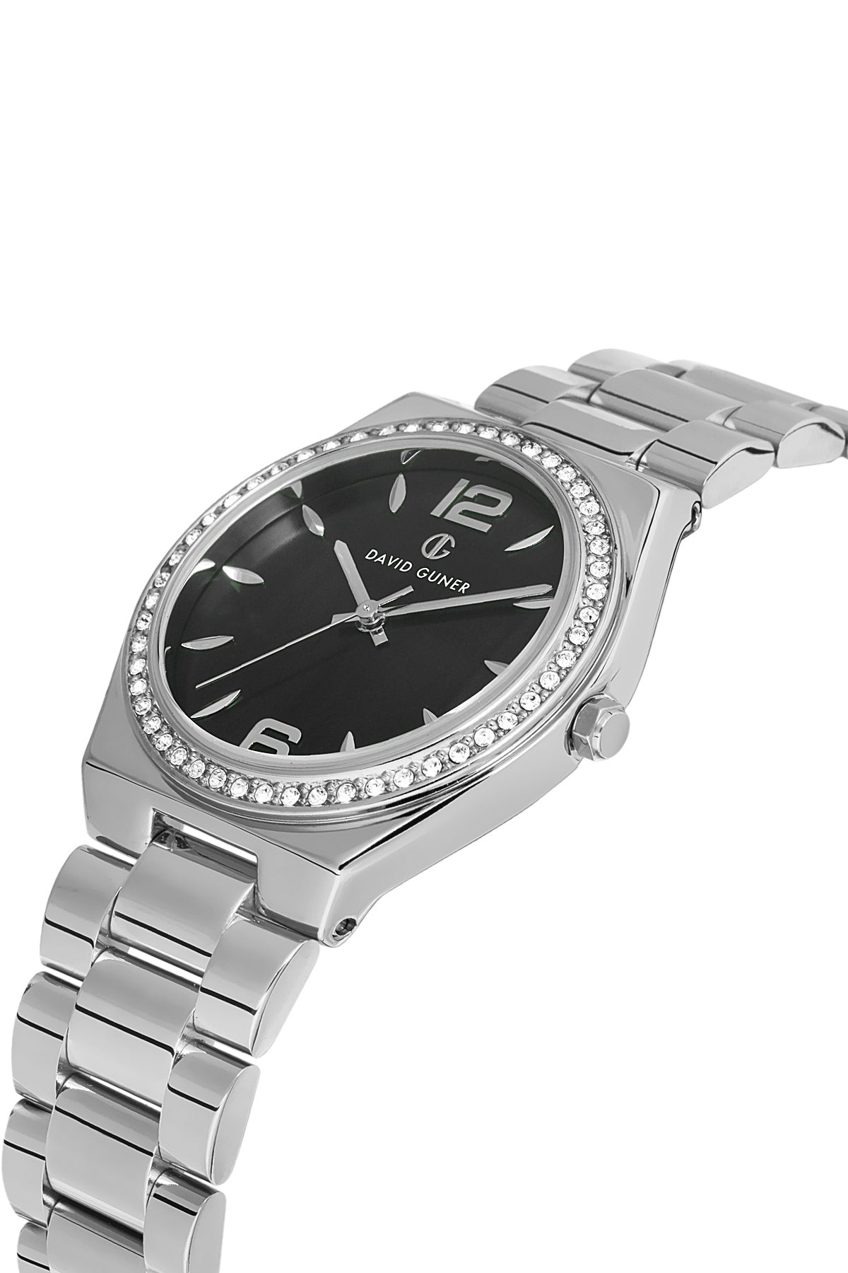 David Guner 8472LA-A2 women's watch with black dial, silver-tone case and stainless steel bracelet – angled view
