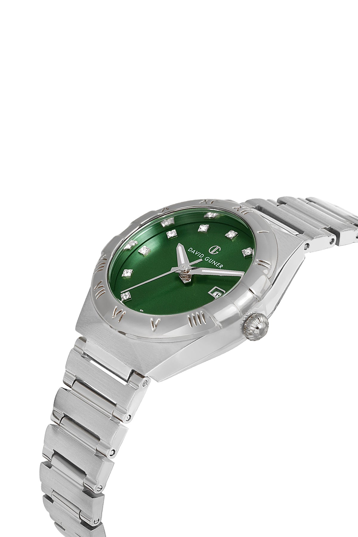 David Guner 8837LA-A10 women's watch with green dial, silver-tone case and stainless steel bracelet – angled view